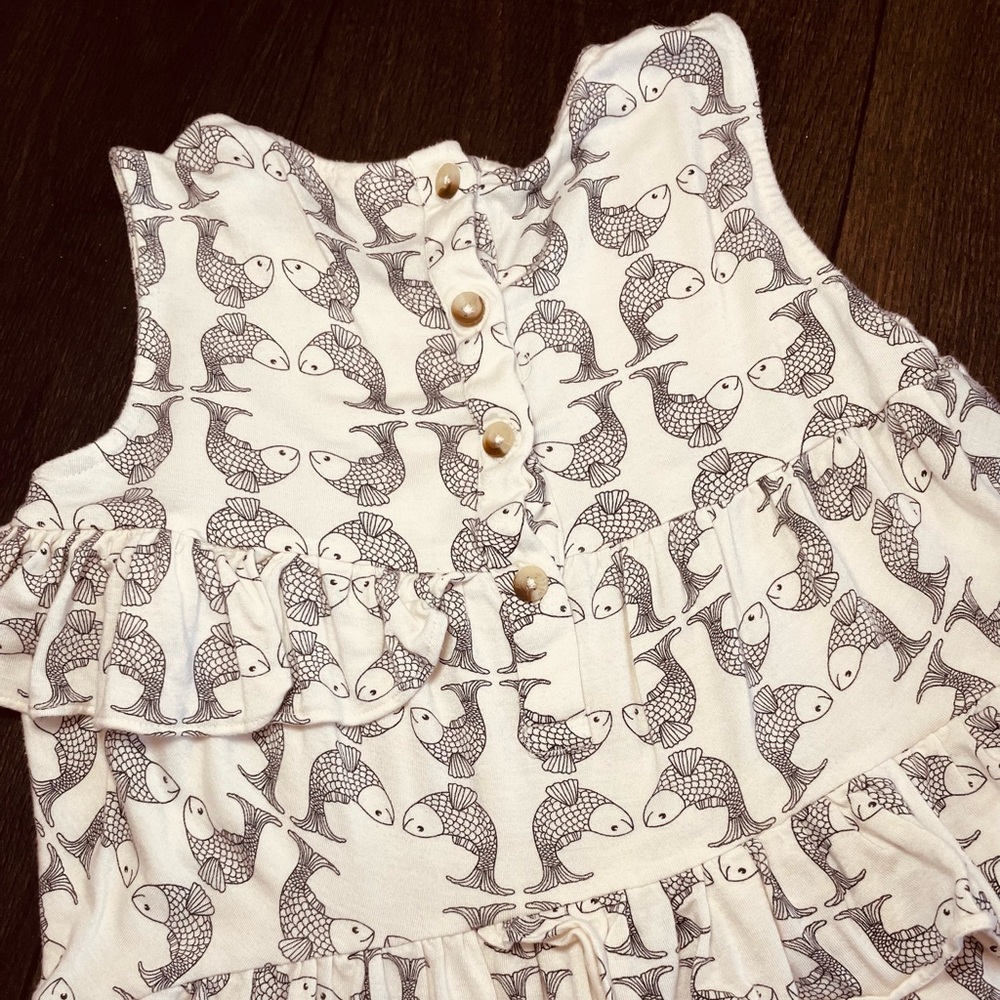 Kate Quinn Koi Fish set girls size 8